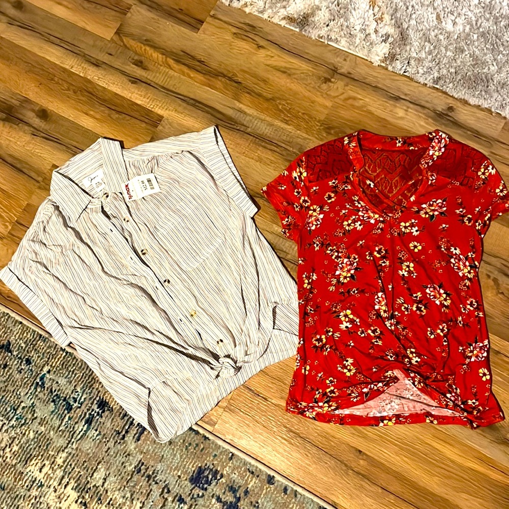 ✨🌹 NWT✨🌹2 TOPS FOR $12✨🌹